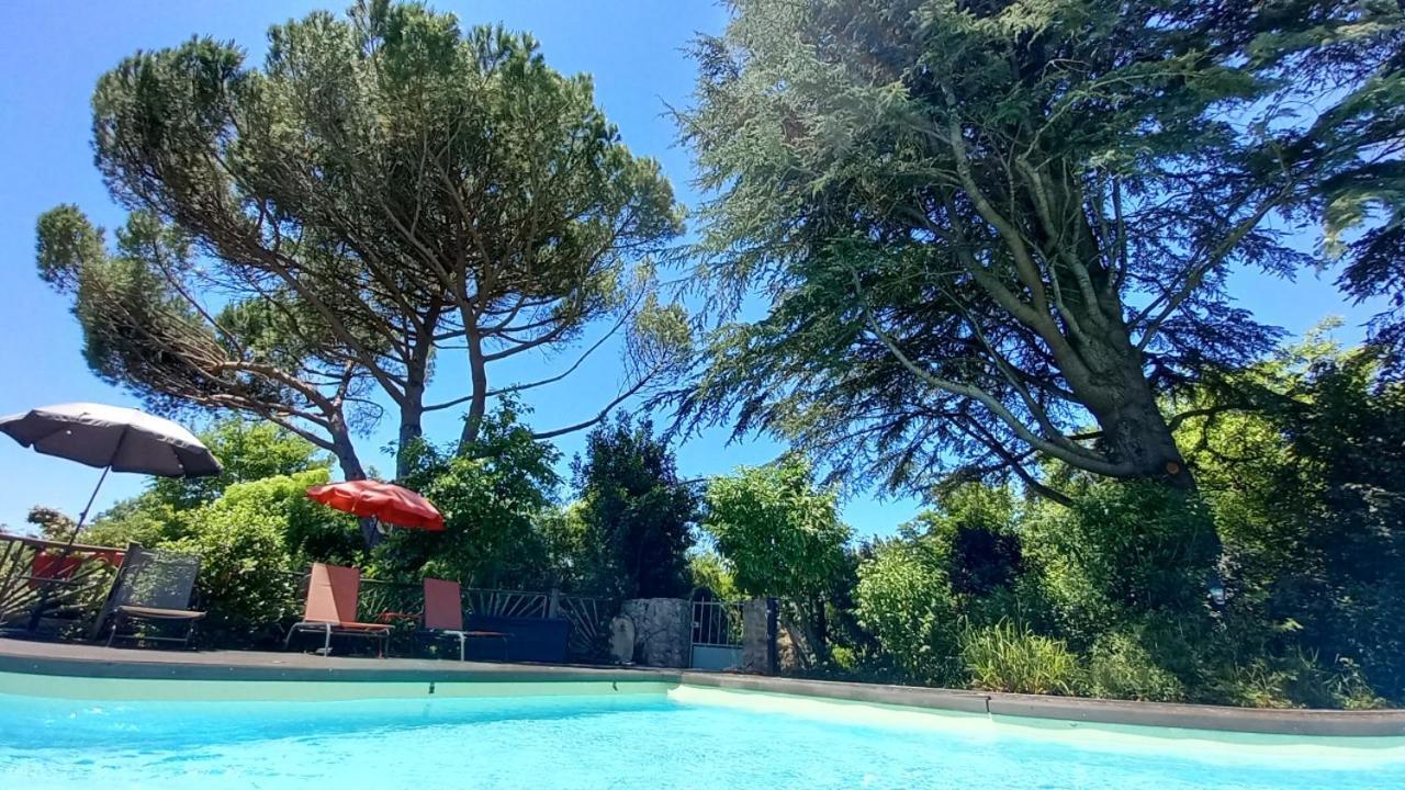 Le Clos De La Roseraie Saint-Martin-Labouval Exterior foto